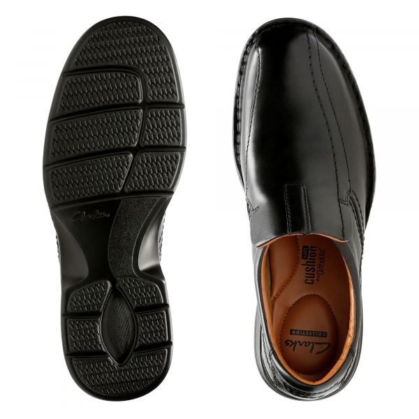 Clarks escalade step black hotsell